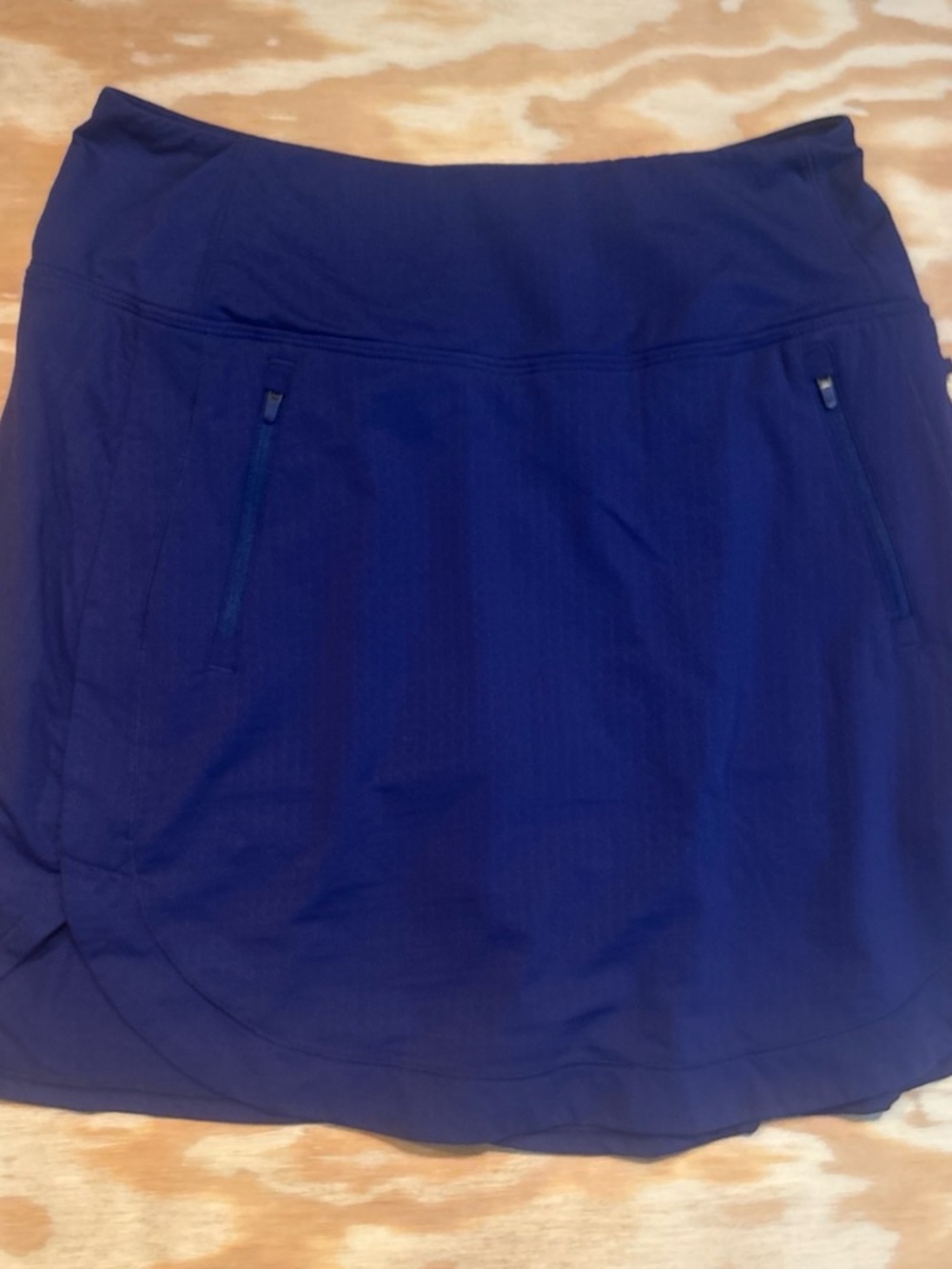 IBKUL Navy Blue Athletic Skort 18 inch skirt. UBF 50+ Size Medium 0146